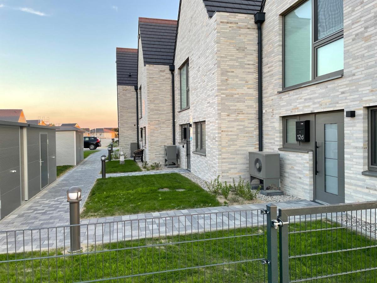 Ferienbude an den Wehlen Büsum Exterior foto